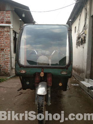 অটো ডেলিবারী কভার ভেন